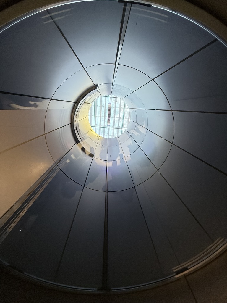 Glass elevator