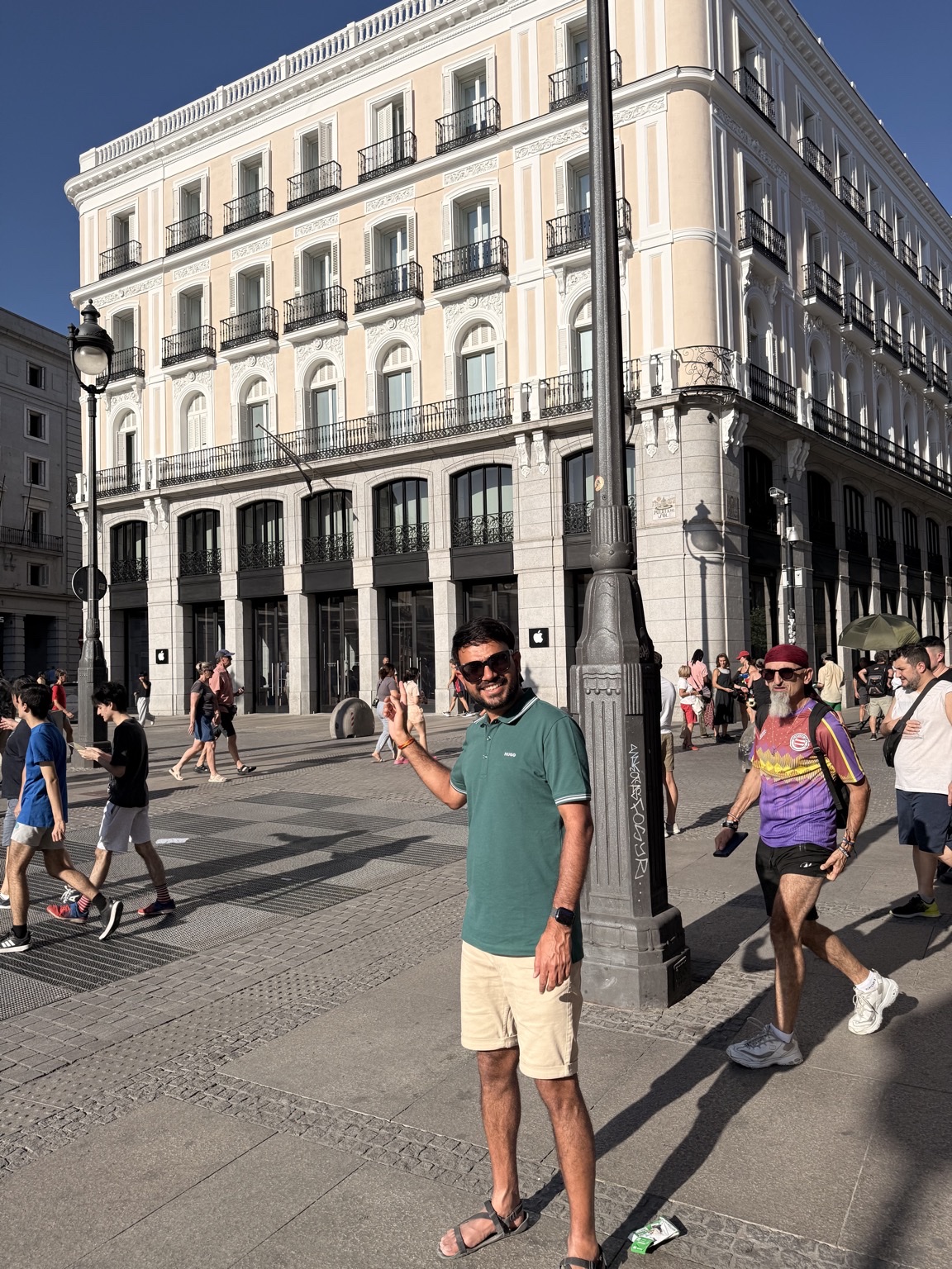 Apple store at the Sol
